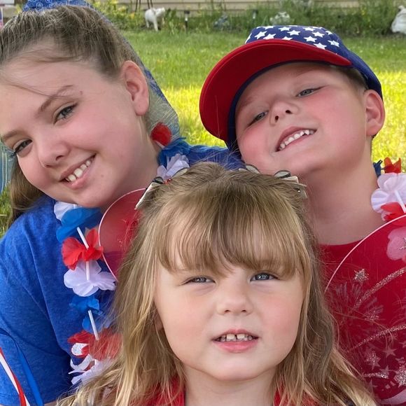 Meet your Posher, Kathy - Picture 1 of 1